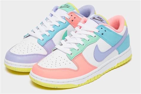 pastel sneakers nike